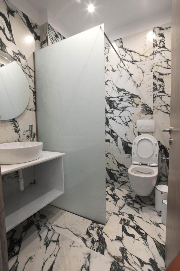 Afrodite Suites Sarandë Exteriér fotografie